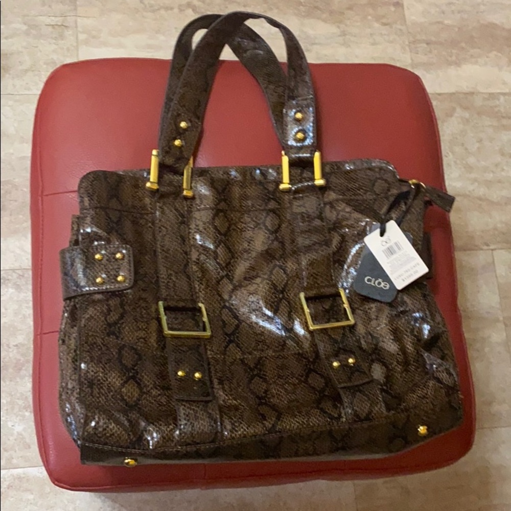 Clōe Snakeskin Shoulder Bag